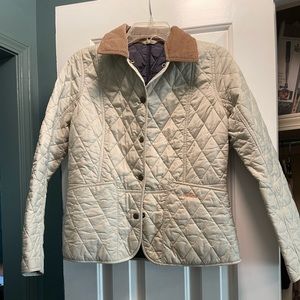 Like new Barbour jacket. Size 6. Only worn a few times.